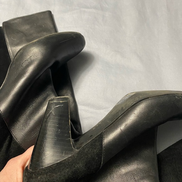 Women's BCBGMAXAZRIA Black Boots Size 9.5B - Picture 13 of 13